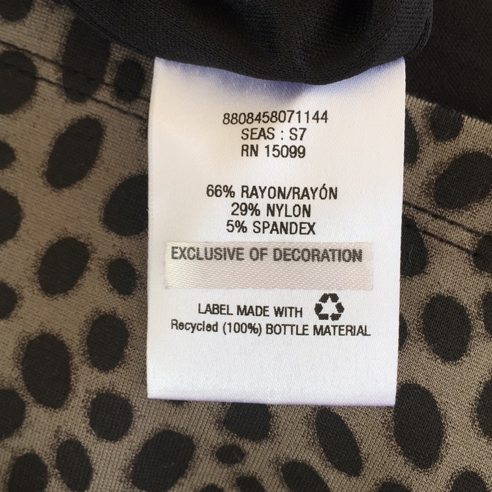 Chic Work Dress - Picture 10 of 11